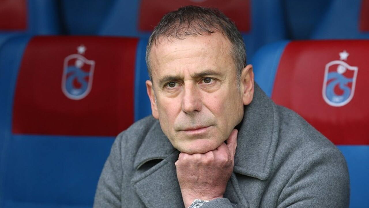 Trabzonspor Teknik Direktörü Abdullah Avcı Ümraniyespor mağlubiyeti sonrası konuştu: Zarar verecek bir şey asla yapmam...