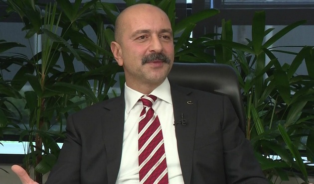 FETÖ'nün firardaki kasası Akın İpek dünyaları kaçırmış!