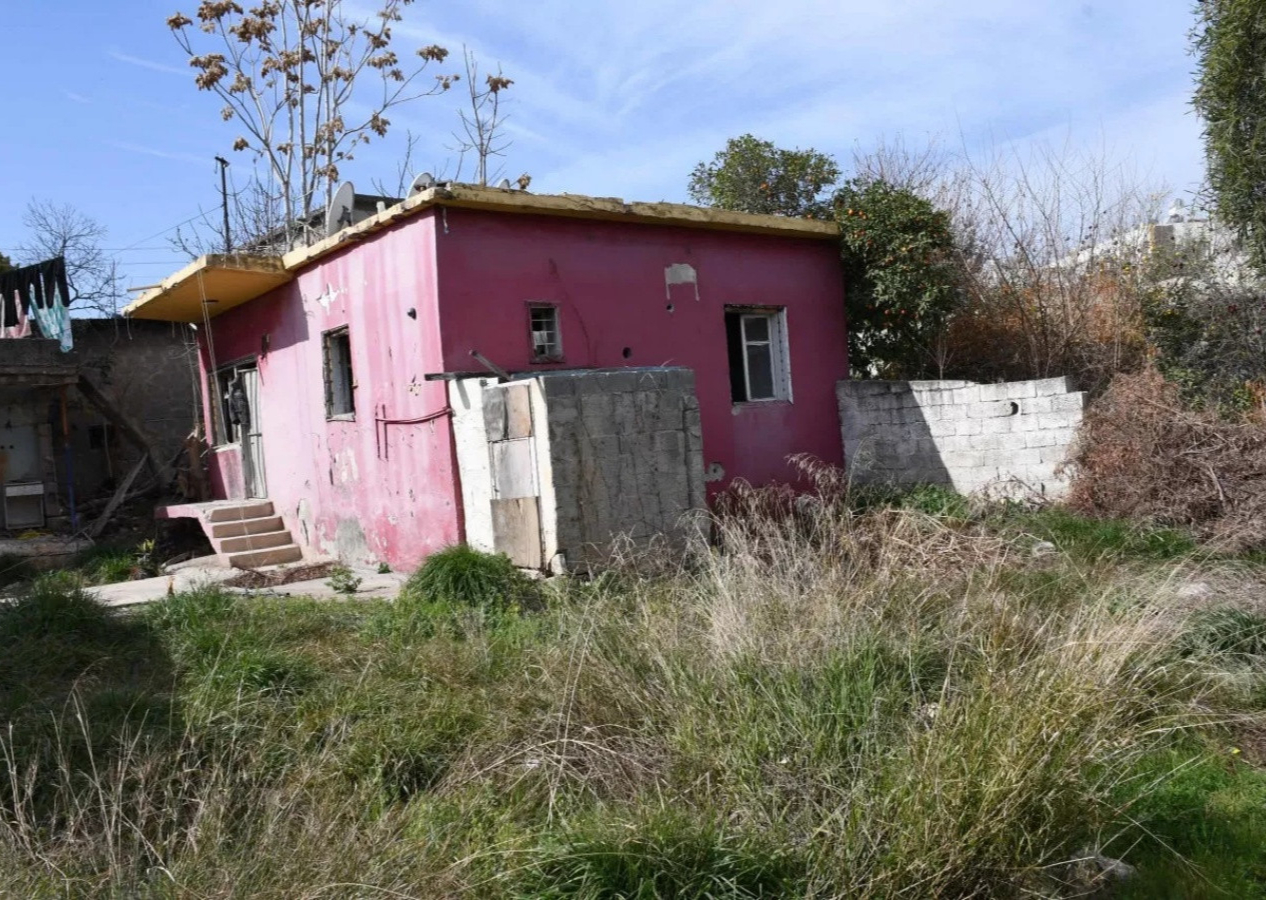 Mersin Tarsus'taki 'gizemli ev' satışa çıkarıldı! Fiyatı dudak uçuklatıyor...