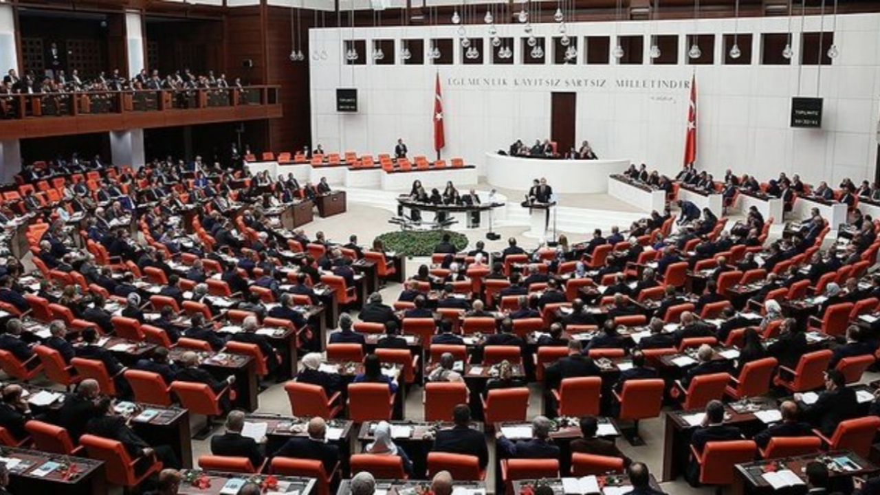 Afet Yeniden İmar Fonu için kanun teklifi Meclis'te