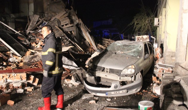 Kütahya'da lokantada patlama: 3 yaralı...