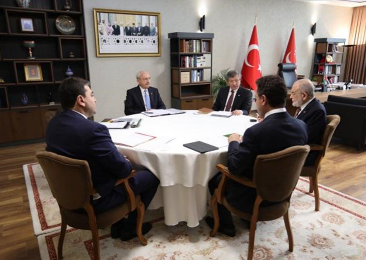 Millet İttifakı'nın toplantısı saat 16.00'ya ertelendi