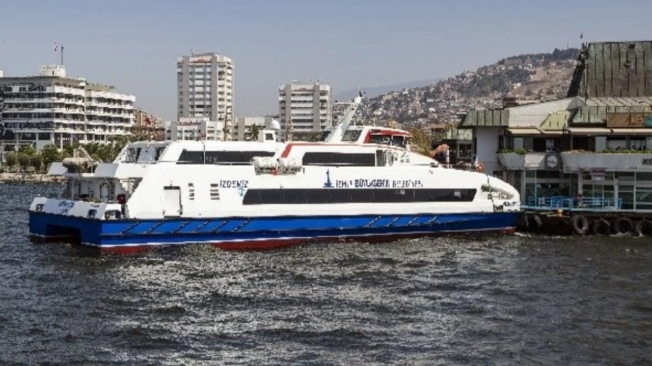İzmir'de feribot ücretlerine zam! İşte güncel fiyatı