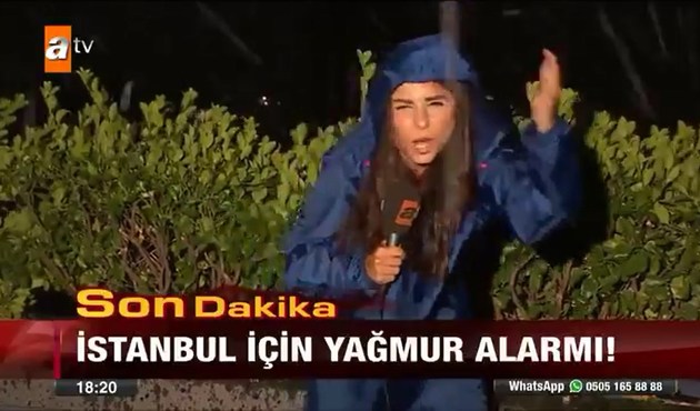 ATV muhabirinin zor anları/Video...