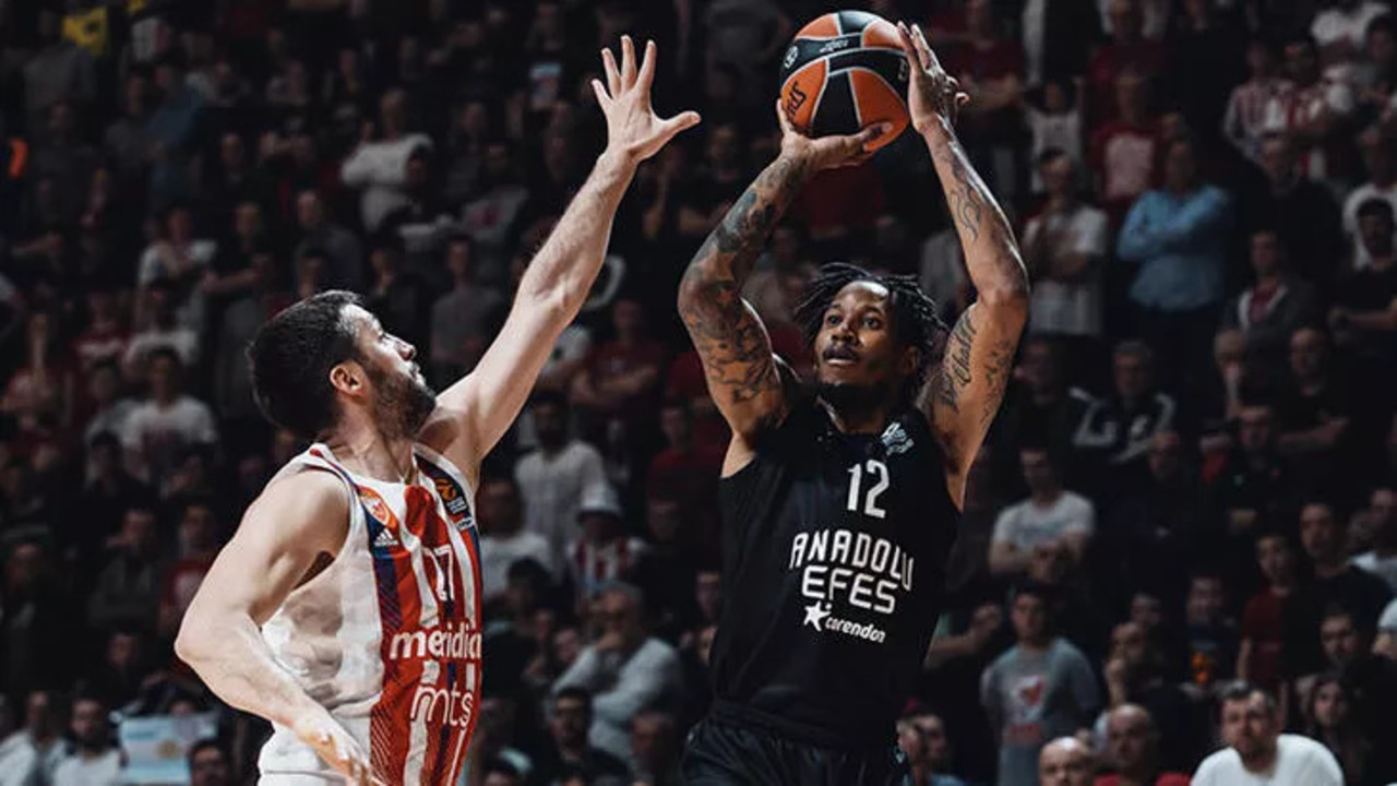 Kızılyıldız 94 - 75 Anadolu Efes | Maç sonucu