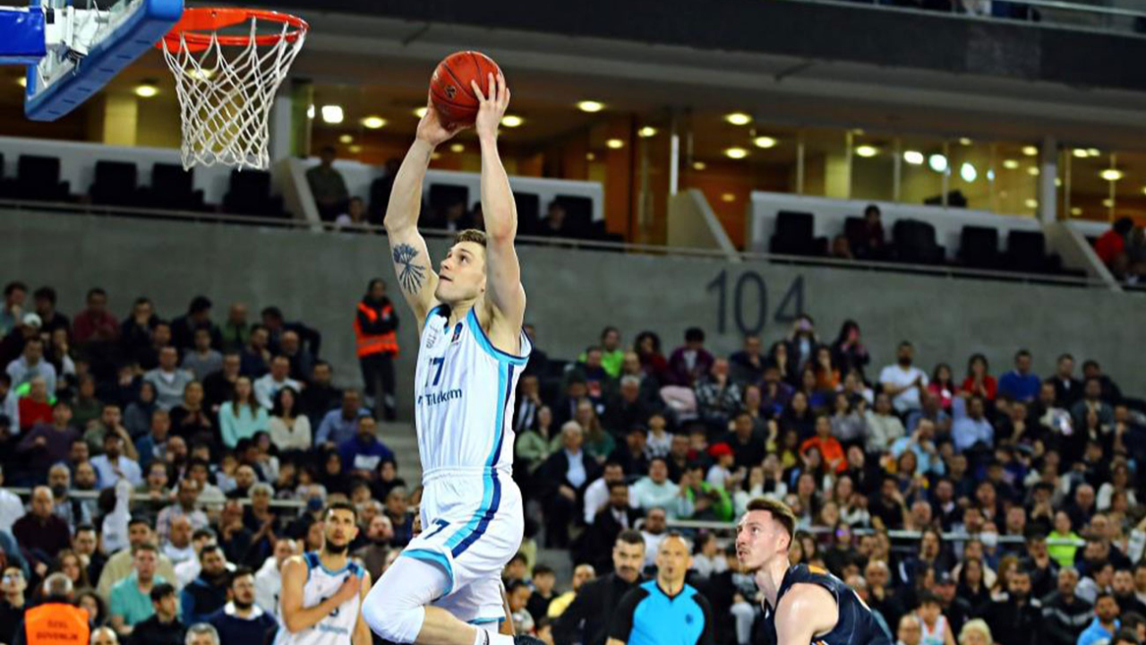 Türk Telekom Eurocup'ta liderliğe oynuyor