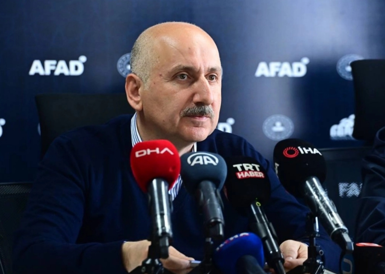 Bakan Karaismailoğlu: Depremde hizmet veremeyen GSM operatörlerine ceza kesildi