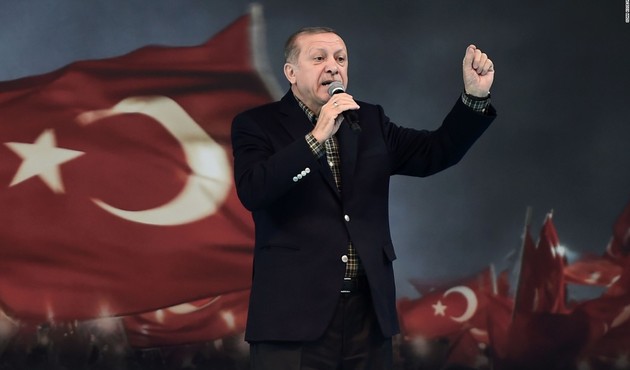 "Millet Reis'e olan sevgisinden dolayı desteğini çekmiyor. Lakin bu hiç çekmeyeceği anlamına gelmez!"