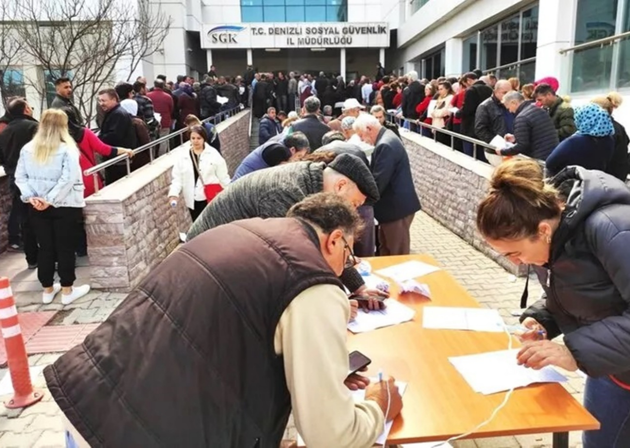 Çalışma Bakanlığı’ndan EYT açıklaması: Emekli Sandığı ve Bağ-Kur’lu EYT’lileri ilgilendiriyor: ‘Onlar da kapsama dahiller…’