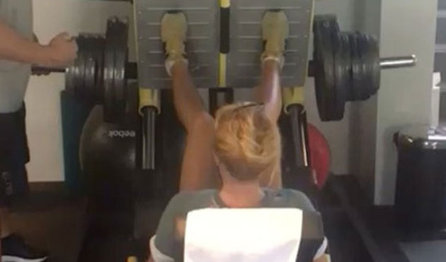 'Dişi Rambo' Biricik Suden! 190 kiloyu tam 60 kez... / VİDEO