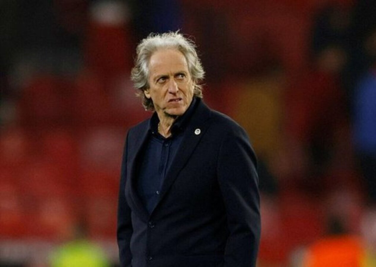 Fenerbahçe Teknik Direktörü Jorge Jesus Sevilla mağlubiyeti sonrası konuştu: Zor ama henüz bitmedi...