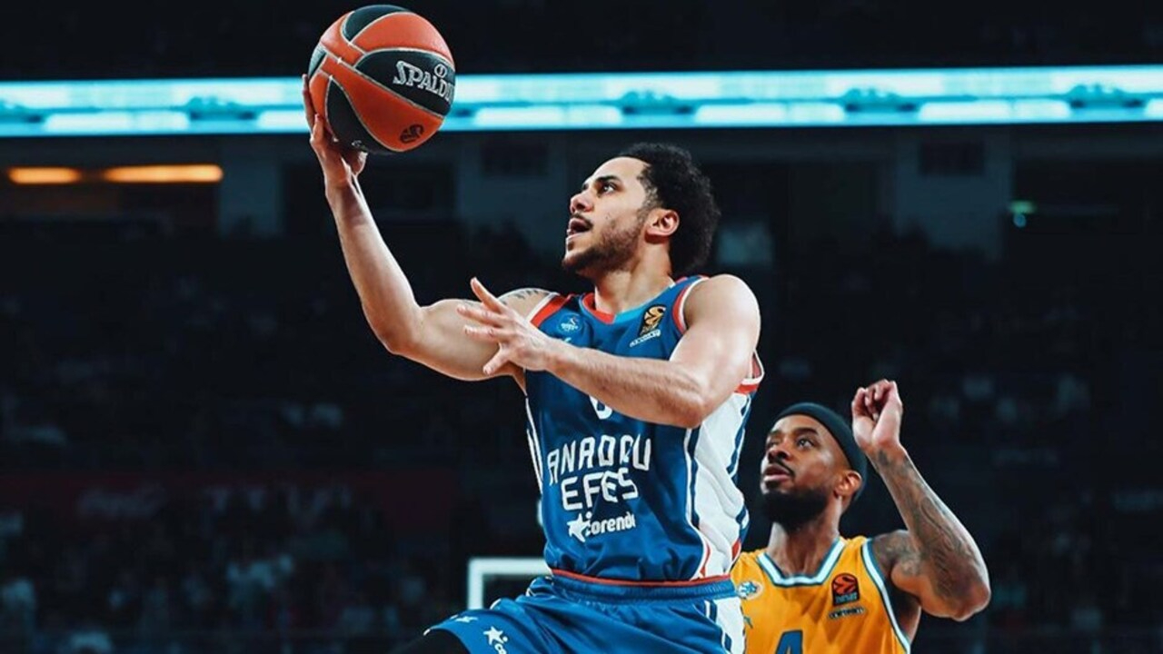 Anadolu Efes 64 - 86 Maccabi Tel Aviv | Maçın özeti...