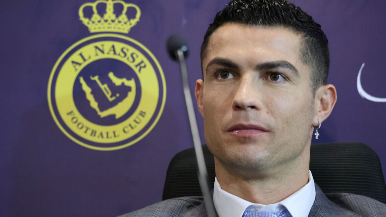 Ronaldo, Messi tezahüratlarına çıldırdı