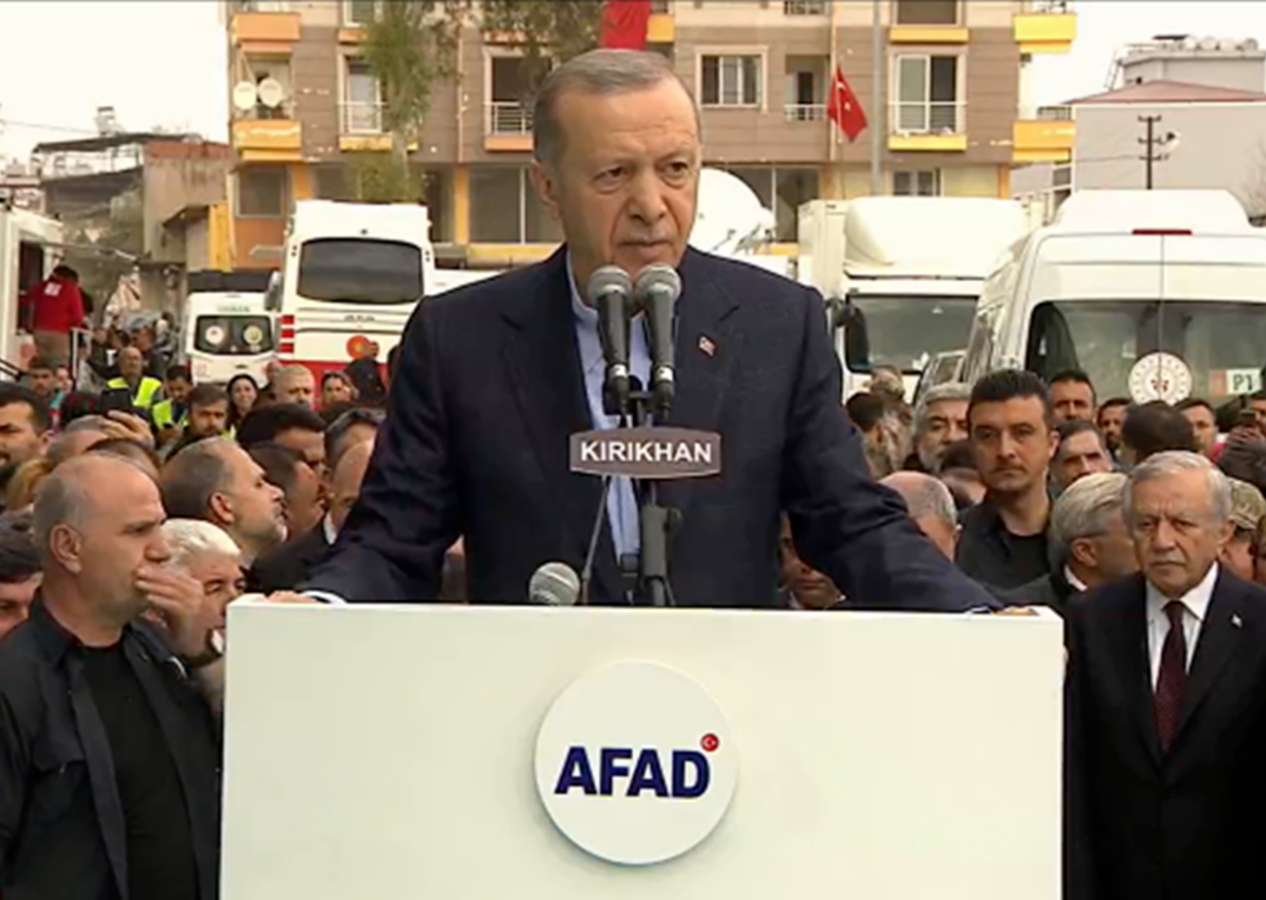 Cumhurbaşkanı Erdoğan ve Devlet Bahçeli deprem bölgesinde: Hatay'da 183 bin konut ve 15 bin köy evi yapmayı planlıyoruz