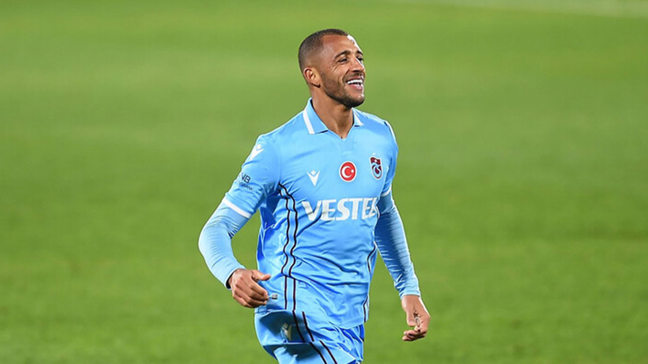 Trabzonspor'un stoper oyuncuları santrforların izinde
