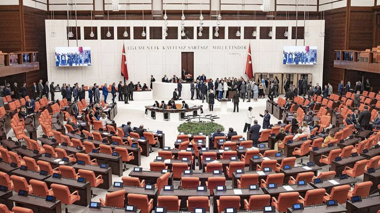 Afet Yeniden İmar Fonu kurulmasını öngören teklif, TBMM Genel Kurulunda
