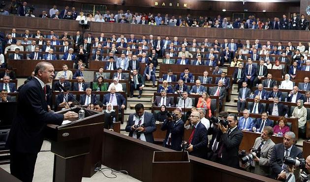 Cumhurbaşkanı Erdoğan bakan ve milletvekilleriyle bir araya geliyor!