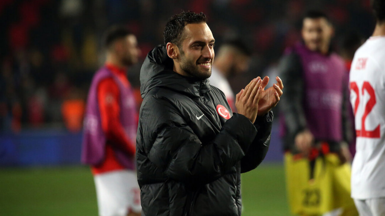 TFF'den Hakan Çalhanoğlu'na tebrik
