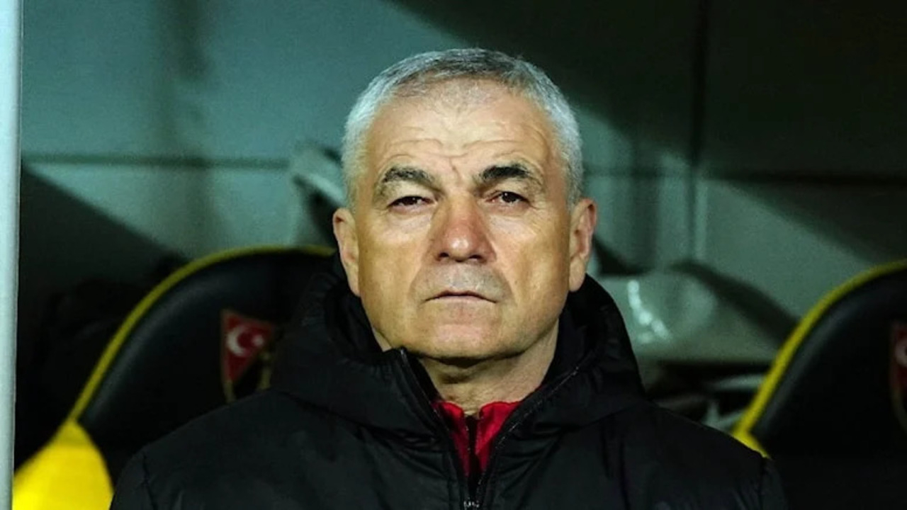 Sivasspor Teknik Direktörü Rıza Çalımbay İstanbulspor mağlubiyeti sonrası konuştu: Bu hakemlik değil...