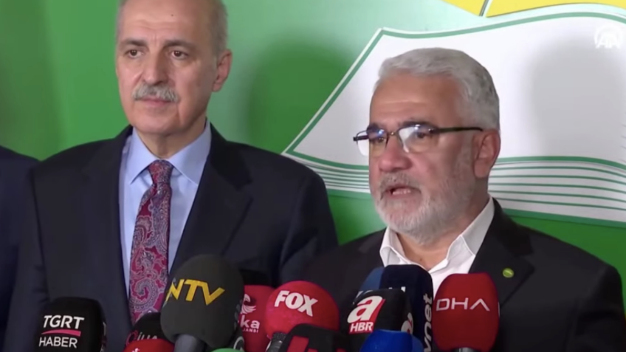 Ak Parti'li Numan Kurtulmuş ile Hüda Par Genel Başkanı Zekeriya Yapıcıoğlu'ndan görüşme sonrası basın açıklaması