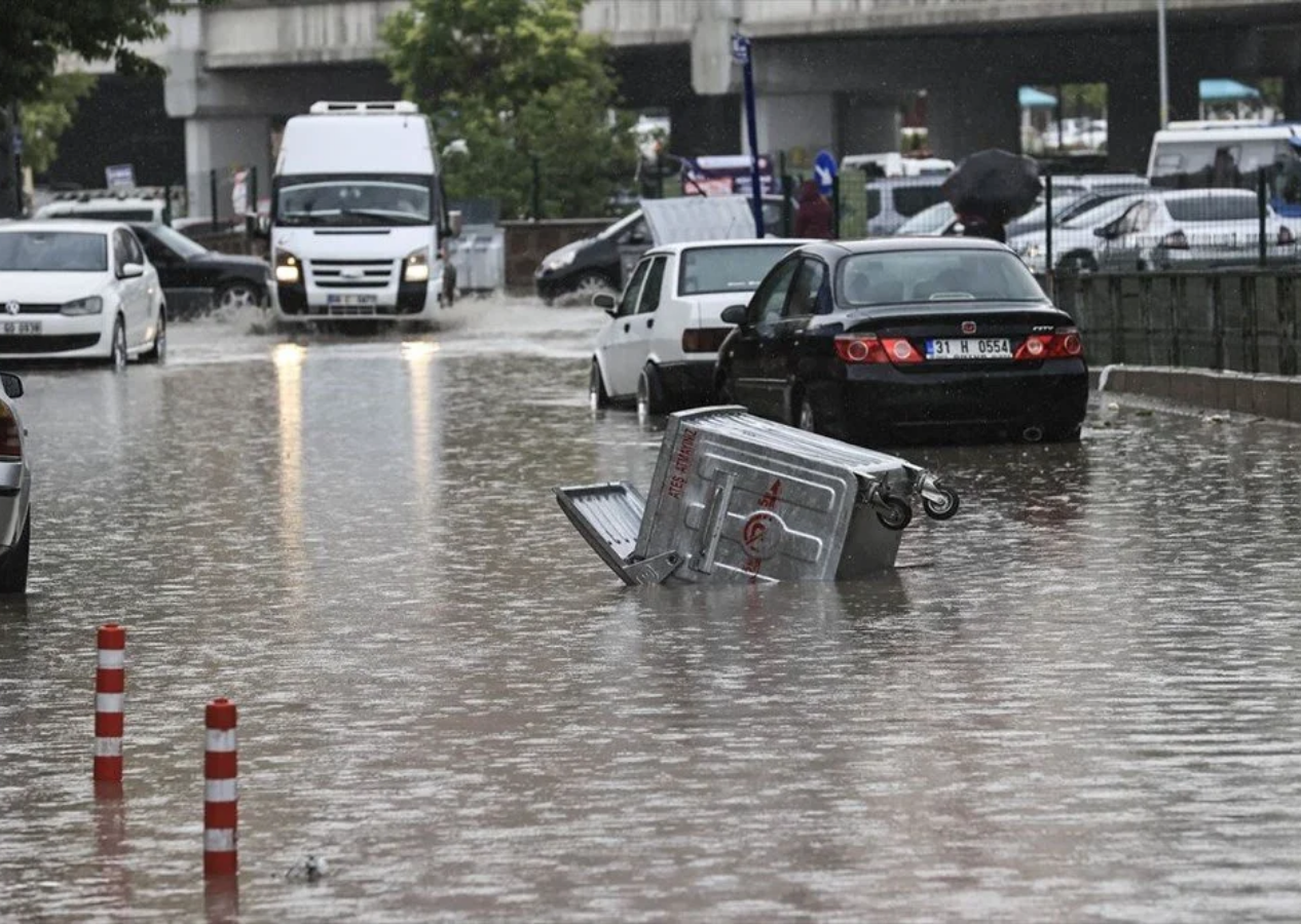 Bu iller dikkat! Meteoroloji uzmanından kuvvetli yağış uyarısı: Tedbir alınmalı!