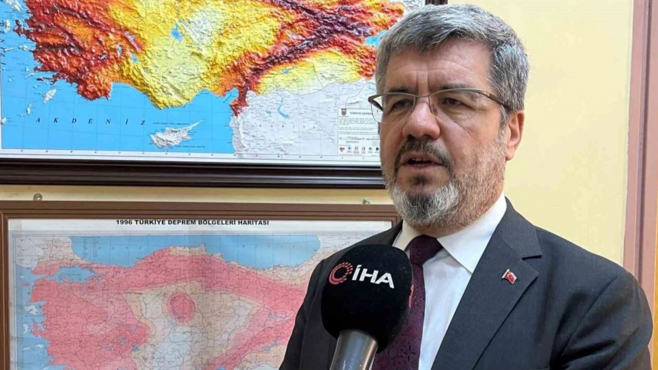 Prof. Dr. Abdussamet Arslan'dan korkutan açıklama: “Deprem İstanbul’a doğru göç ediyor”