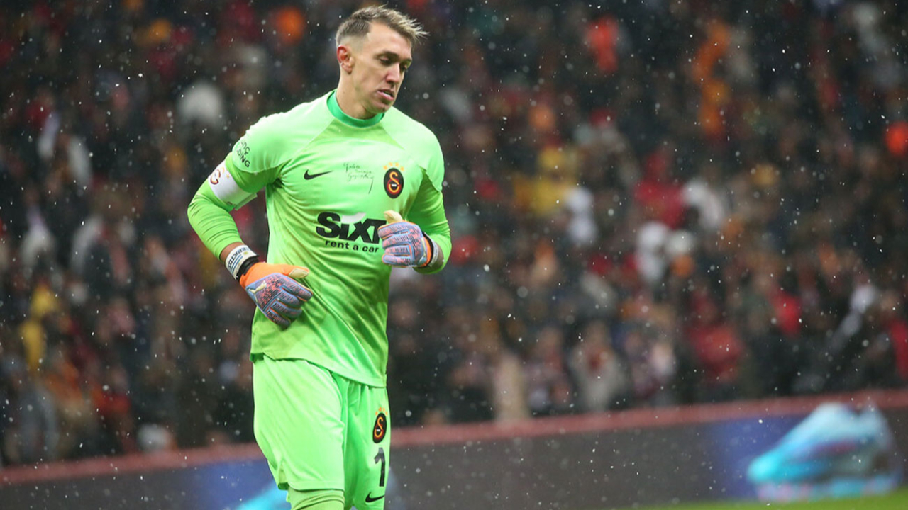 Süper Lig'de Muslera'dan iyisi yok!