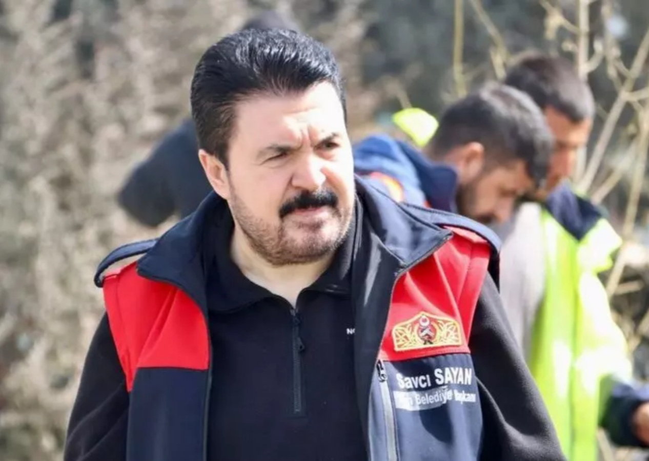Ağrı Belediye Başkanı Savcı Sayan istifa etti! Milletvekili adayı oluyor!