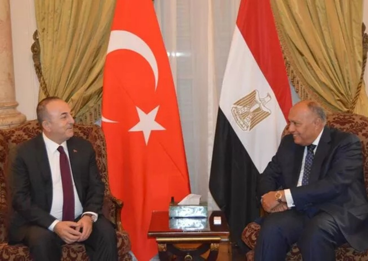 Mevlüt Çavuşoğlu, Mısırlı mevkidaşını ziyaret etti! 'Mısır ile tarihi bağlarımız var, ortak kültürümüz var'
