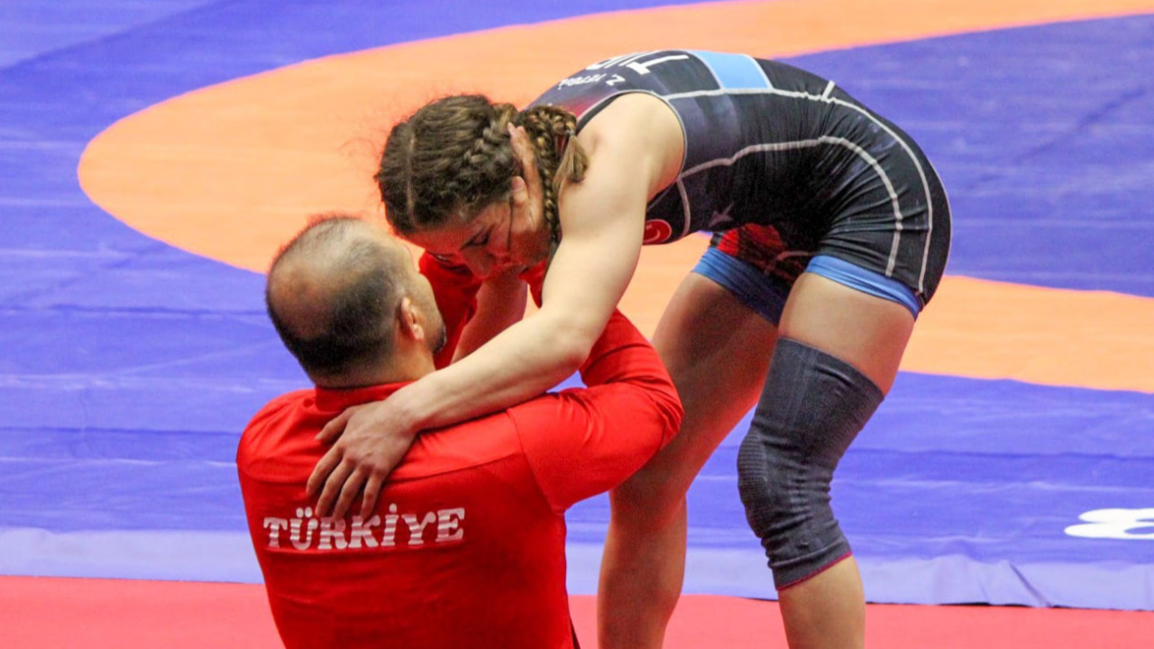 Zeynep Yetgil'den altın madalya