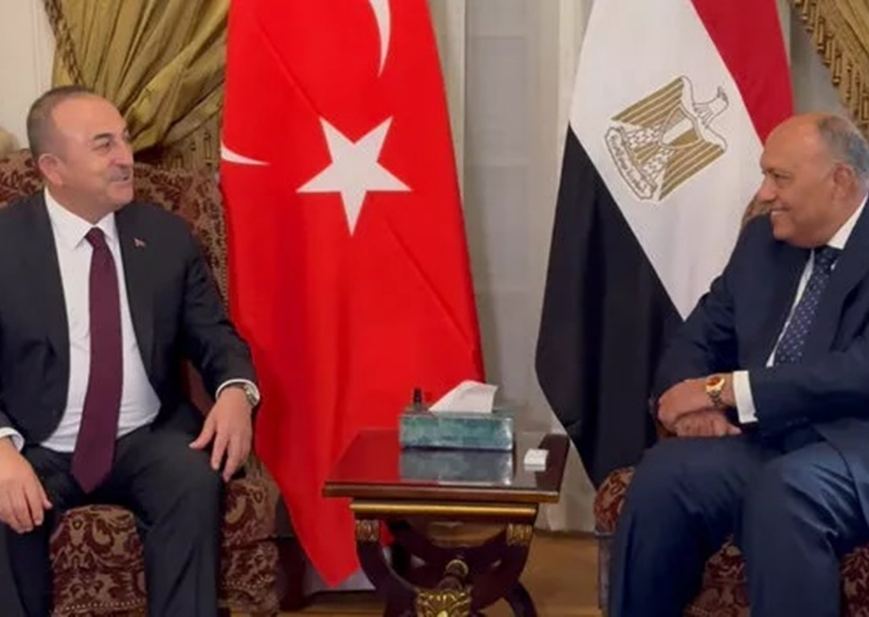 11 yıl sonra bir ilk! Bakan Çavuşoğlu'ndan Mısırlı mevkidaşı Samih Şukri'ye ziyaret