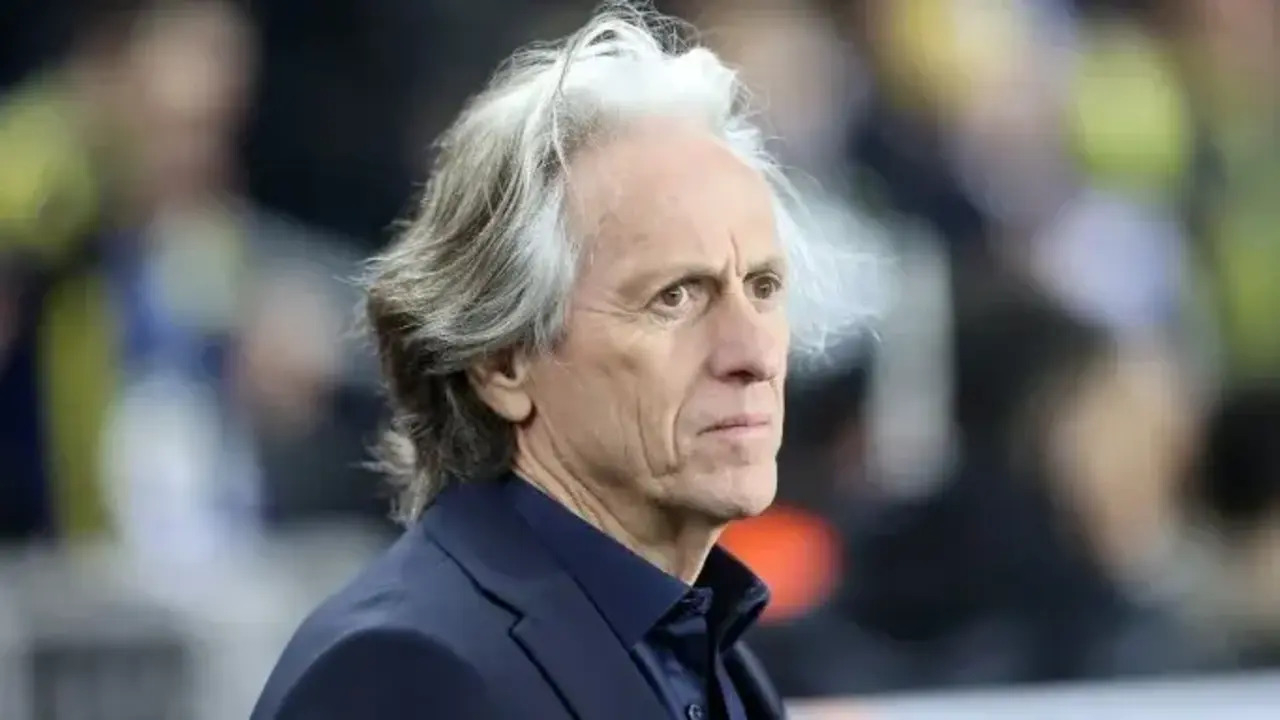 Fenerbahçe Teknik Direktörü Jorge Jesus Alanyaspor maçı öncesi konuştu: Kazanmamız gerekiyor...