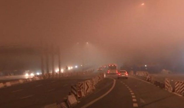 İstanbul'da yoğun sis: Bazı vapur seferleri iptal edildi