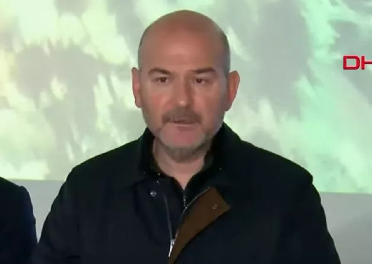 Adana'da Kökünü Kurutma Operasyonu! Bakan Soylu kameralar karşısında duyurdu...