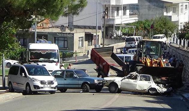 Otomobil, kamyon, traktör! Tam 6 araç hurdaya çıktı...