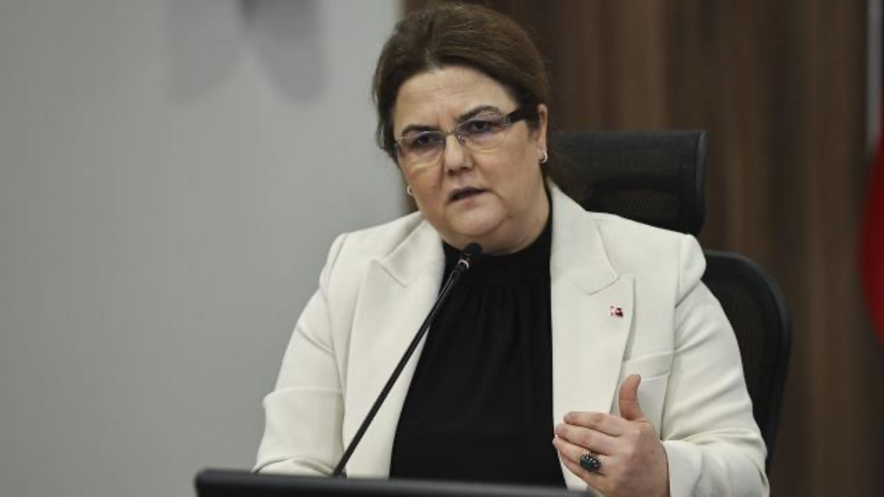 Bakan Yanık: Depremden sonra  350 bin koruyucu aile müracaatı oldu