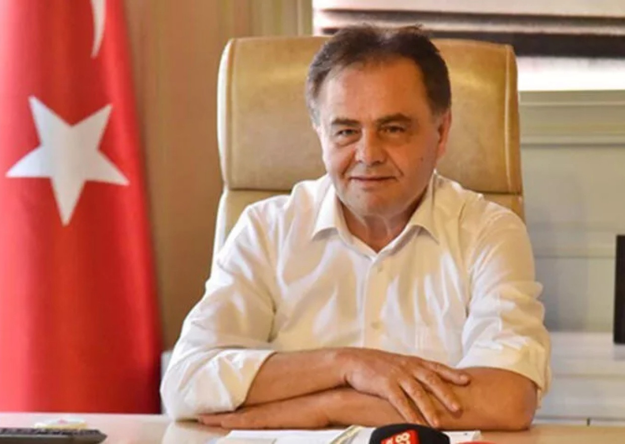 Görevden uzaklaştırılan Belediye Başkanı Semih Şahin'e hapis cezası