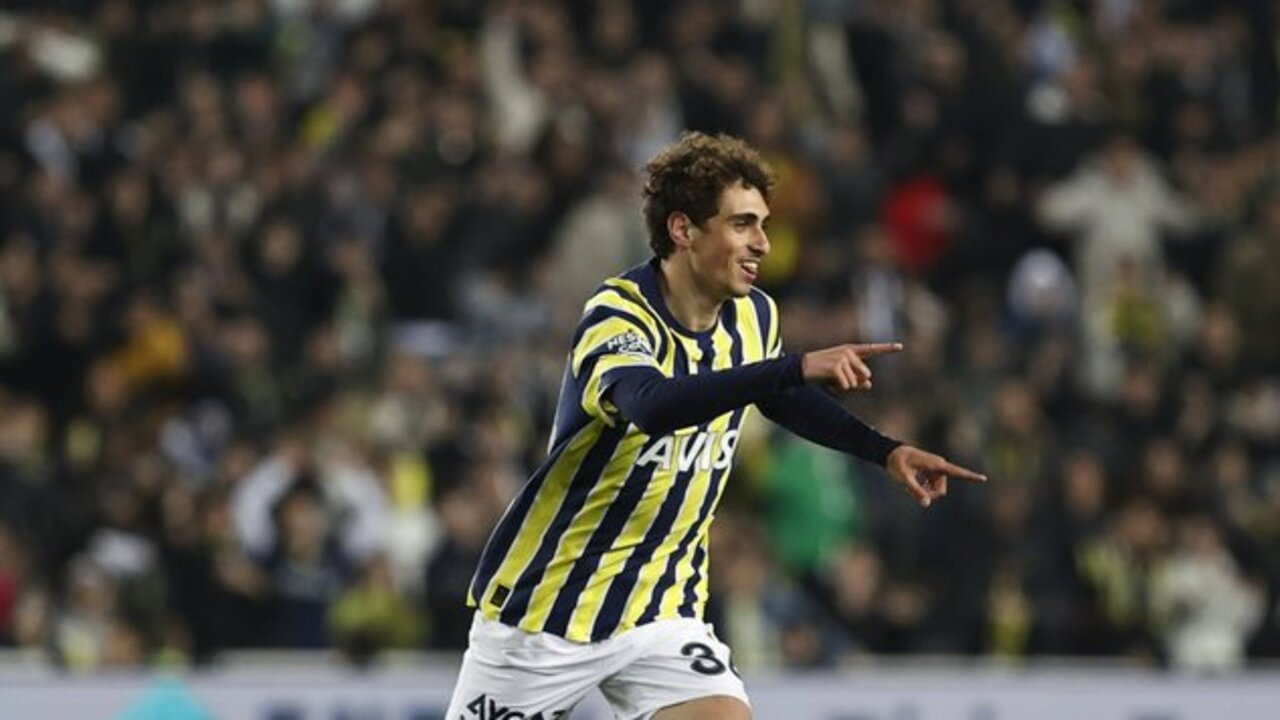 Fenerbahçe'de Bora Aydınlık Zenit beraberliği sonrası konuştu: İsmimin haykırılması çok güzel bir duyguydu...