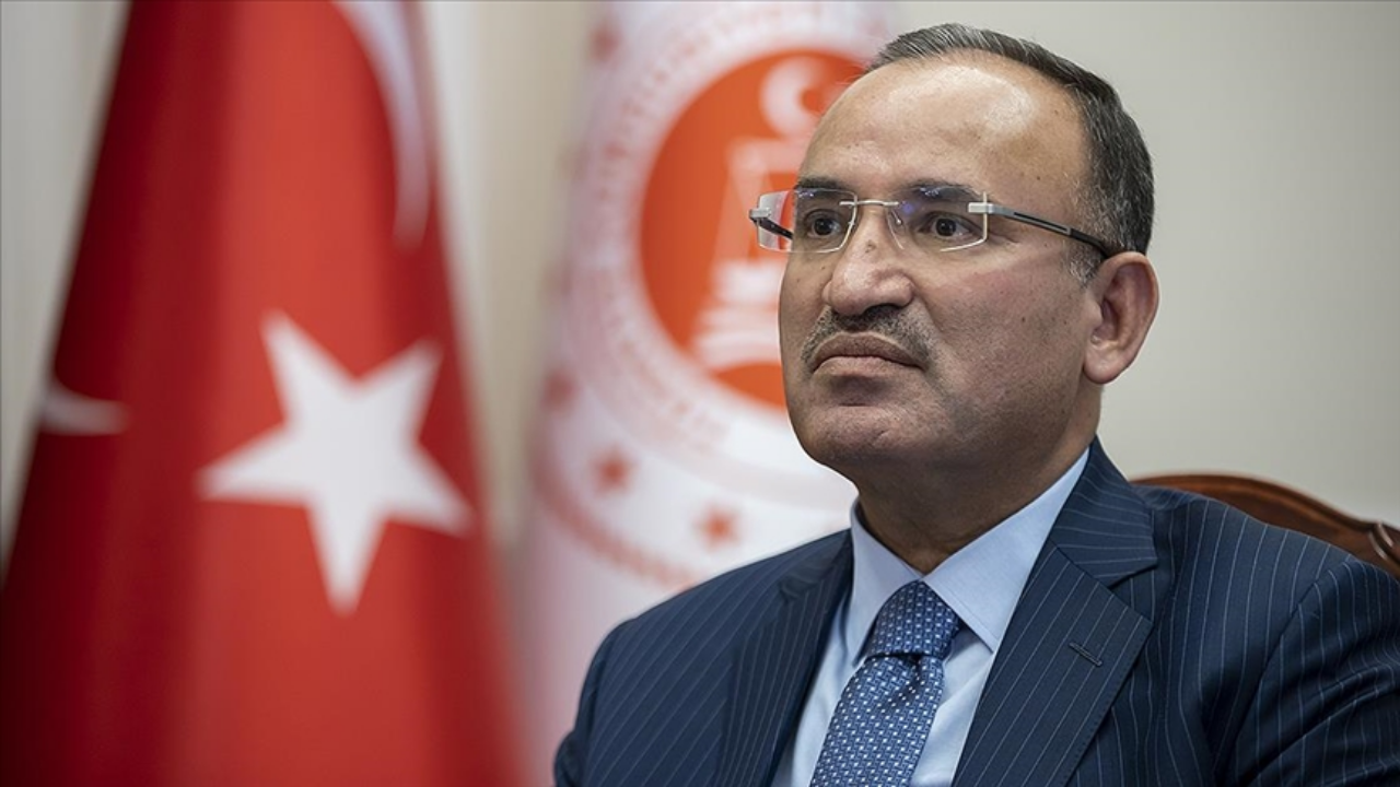 Adalet Bakanı Bozdağ duyurdu: 18 bin 305 personel alımı yapılacak