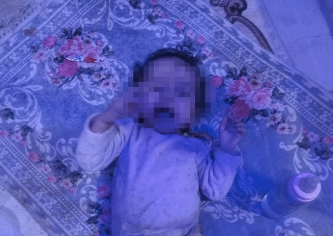 Cani anne kan dondurdu!: Çöp evden 1 yaşındaki Asel çıktı!