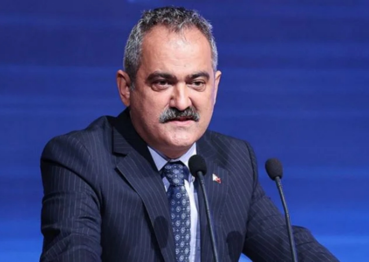 Bakan Özer duyurdu! Deprem bölgesinde 2 aylık telafi eğitim programı
