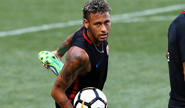 Barcelona anrenmanında şok: Neymar tekme-tokat kavga etti! / VİDEO