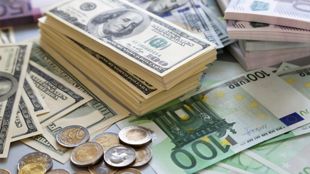 Dolar/TL'de yükseliş eğilimi