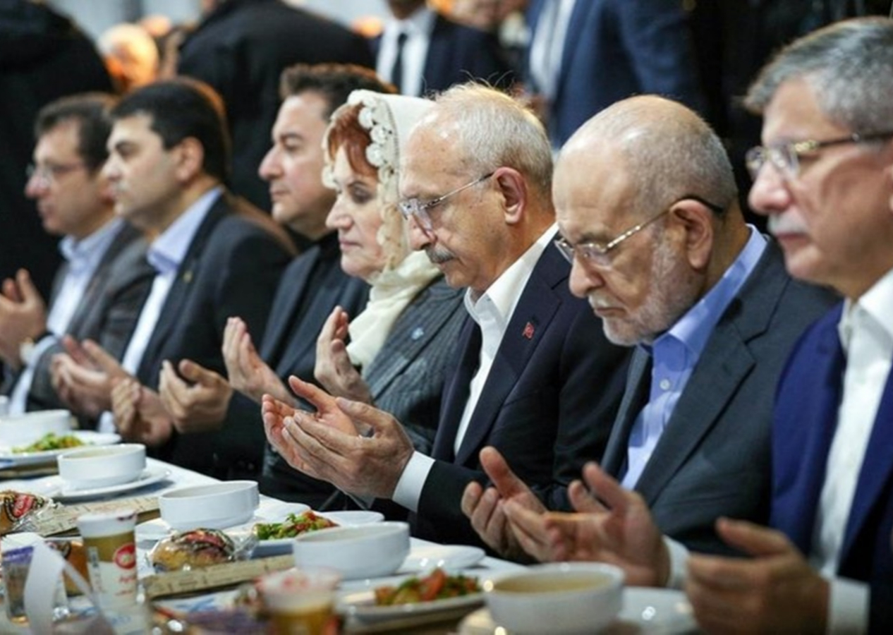 Yediler, içtiler, iftar çadırını söküp gittiler! Depremzedelerden Millet İttifakı'na tepki: Dertlerinin millet olmadığını bir kez daha görmüş olduk