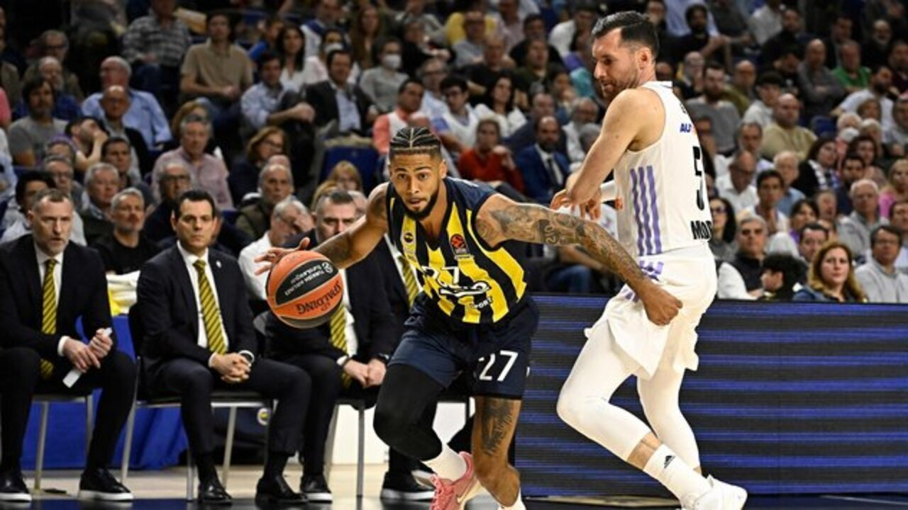 Real Madrid 90 - 75 Fenerbahçe Beko | Maçın sonucu