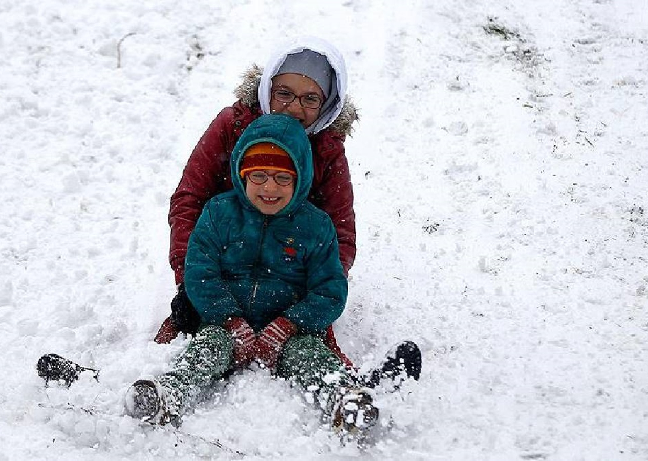 Meteoroloji kar yağışı uyarısı yaptı! 10 ilde okullar tatil edildi