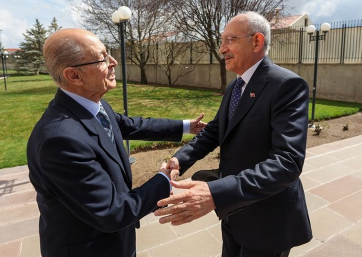 Eski Cumhurbaşkanı Ahmet Necdet Sezer Kılıçdaroğlu'nu desteklediğini açıkladı