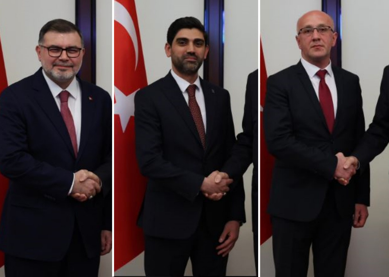 AK Parti'de üst düzey değişiklikler! Sahur vakti duyuruldu...