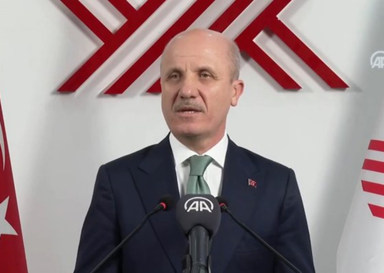 YÖK Başkanı Özvar duyurdu: Üniversitelerde devam şartı aranmaksızın yüz yüze eğitim verilecek