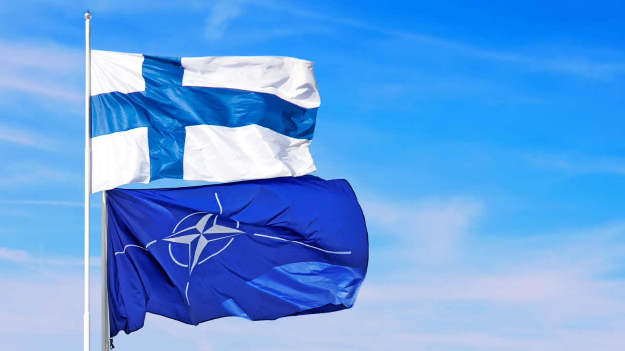 Stoltenberg duyurdu: Finlandiya yarın NATO'ya katılacak!